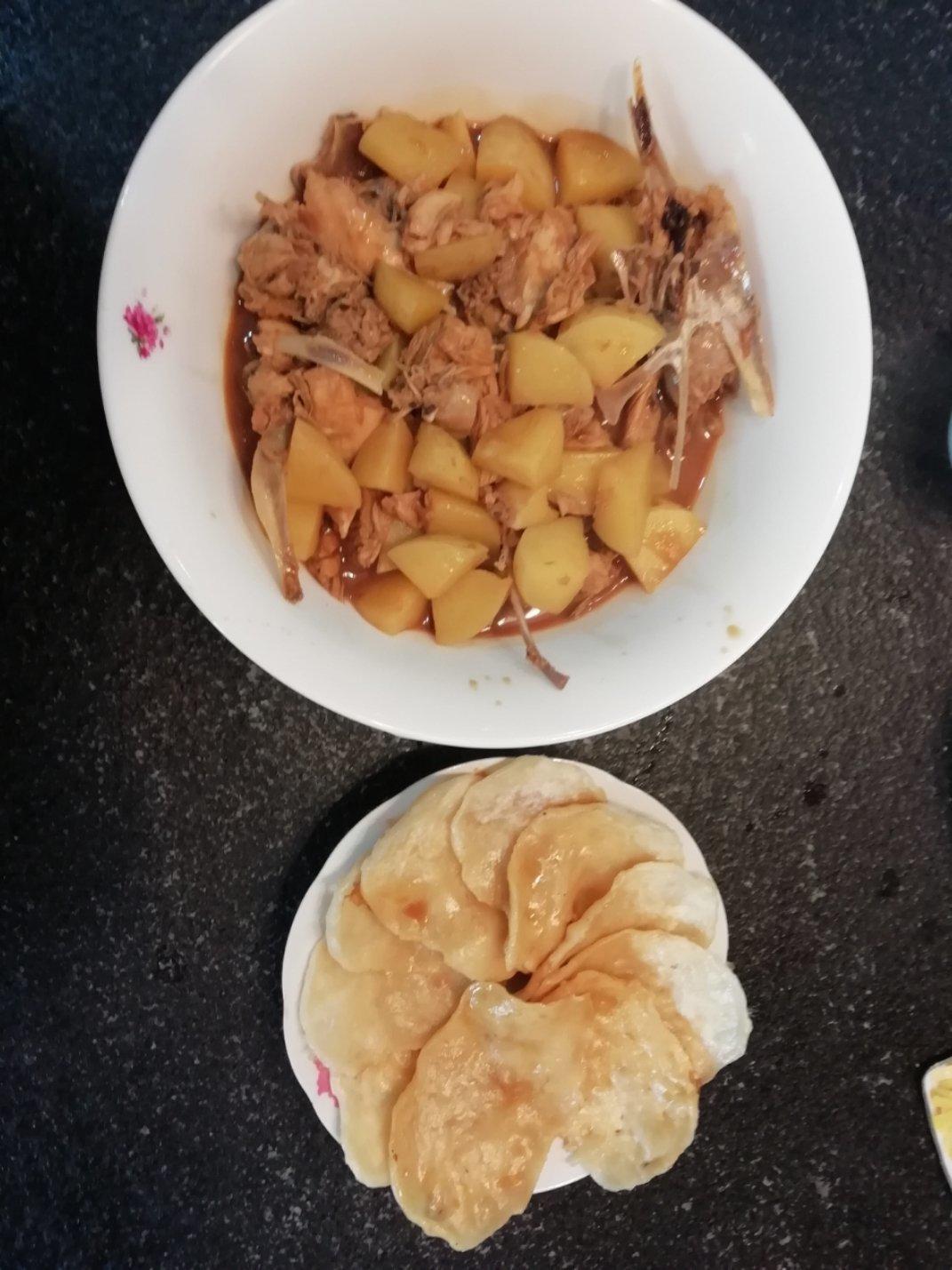 地锅鸡+自制红油【曼食慢语】