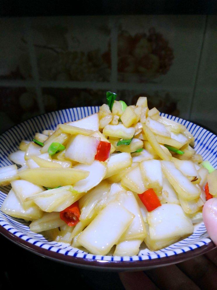 白菜梗炒肉