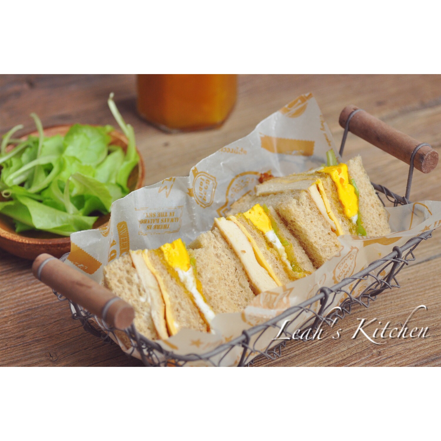 煎蛋火腿全麦三明治