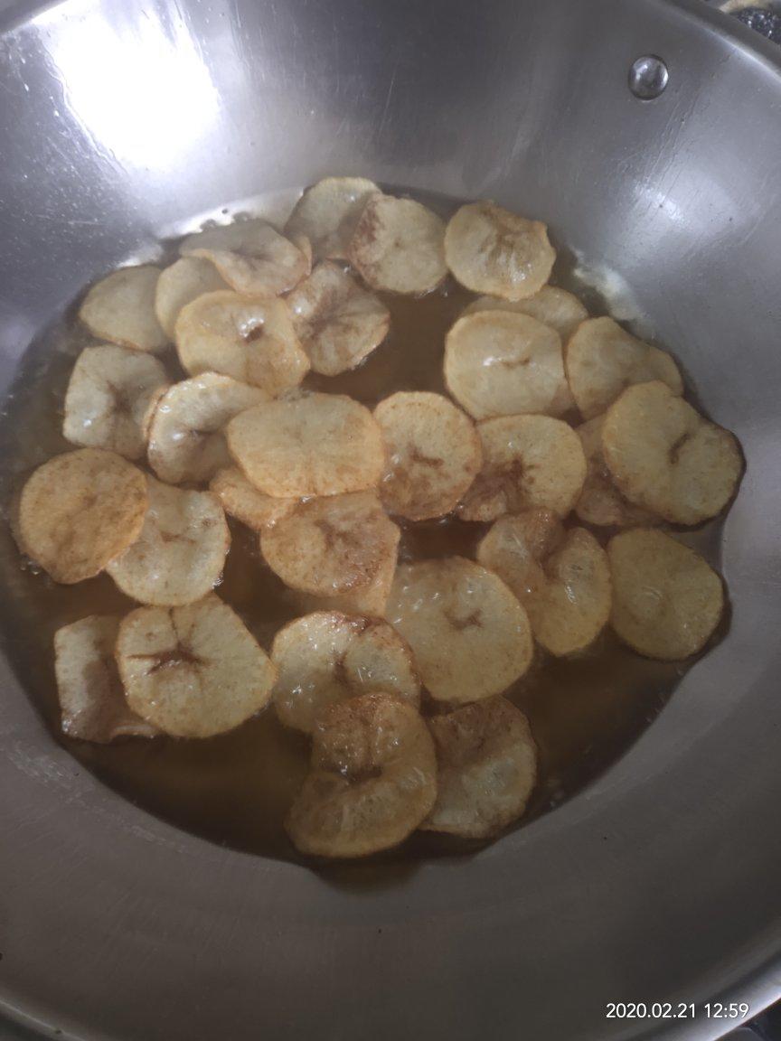 炸薯片