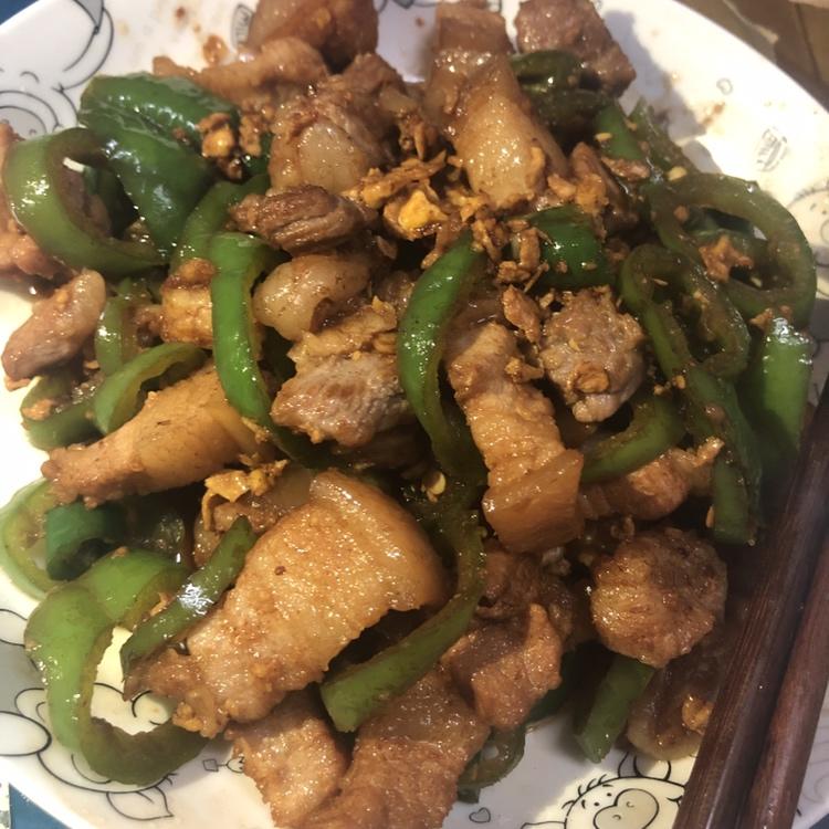农家小炒肉【记忆中勾魂的油汤】