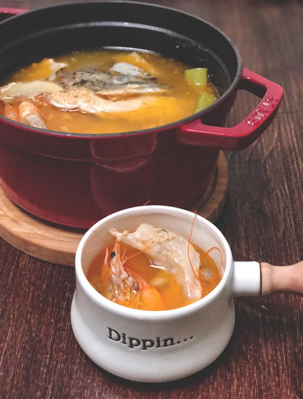 青柠三文鱼头汤| 三文鱼贵，那买头吧