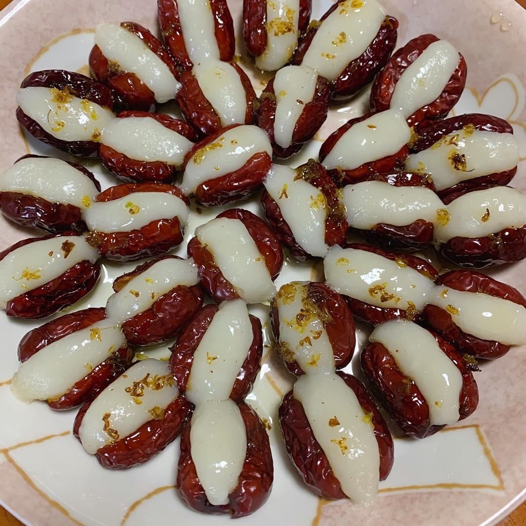 心太软— 红枣夹糯米粉