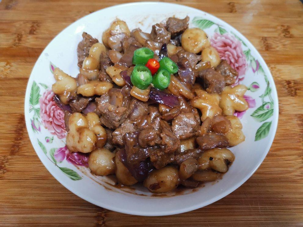 黑椒年糕牛肉粒