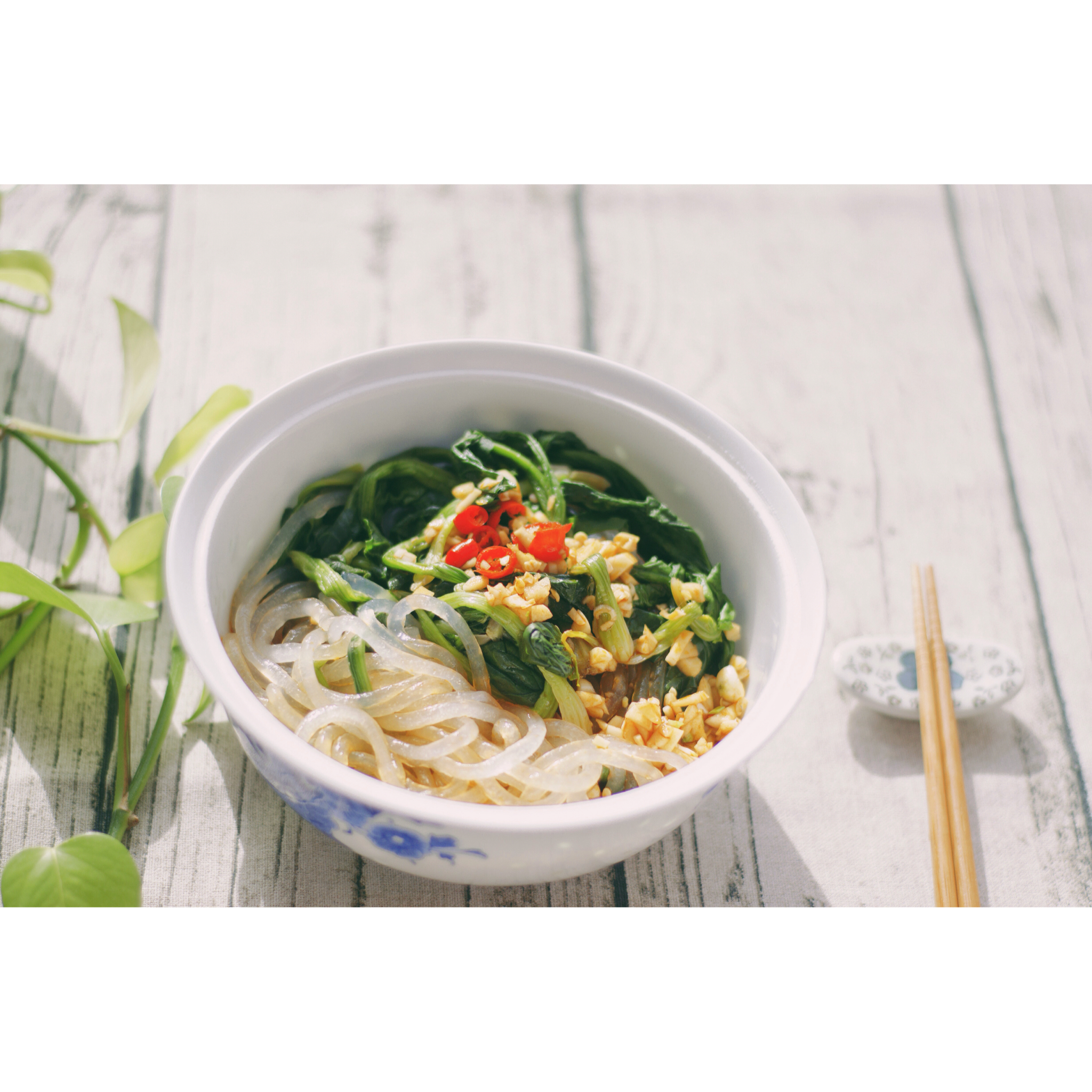 凉拌菠菜粉丝