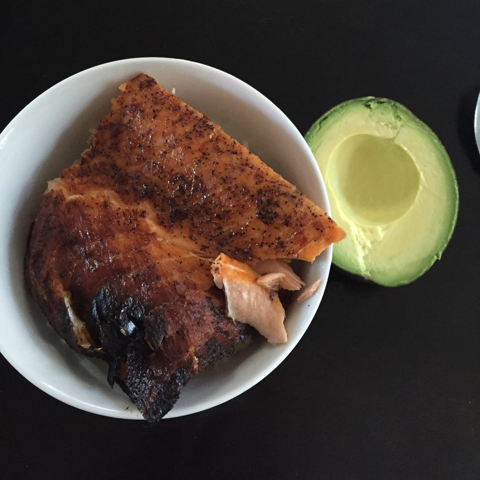 三文鱼牛油果拌饭