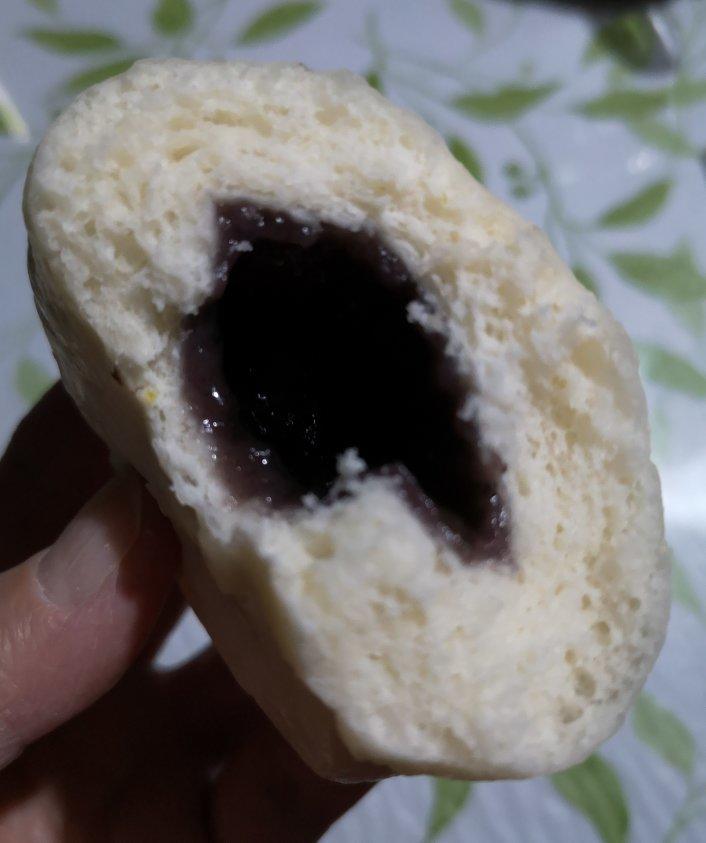 剩汤圆就当馅料蒸馒头吧