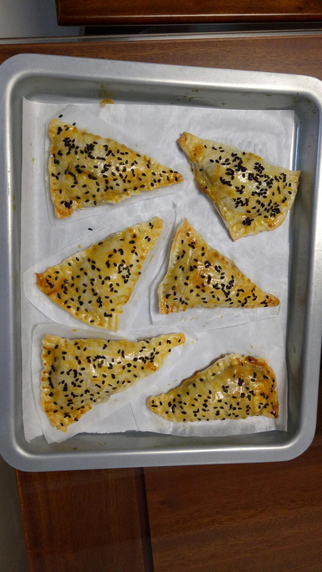 不用开酥，不用揉面，也能做香甜酥脆的苹果派