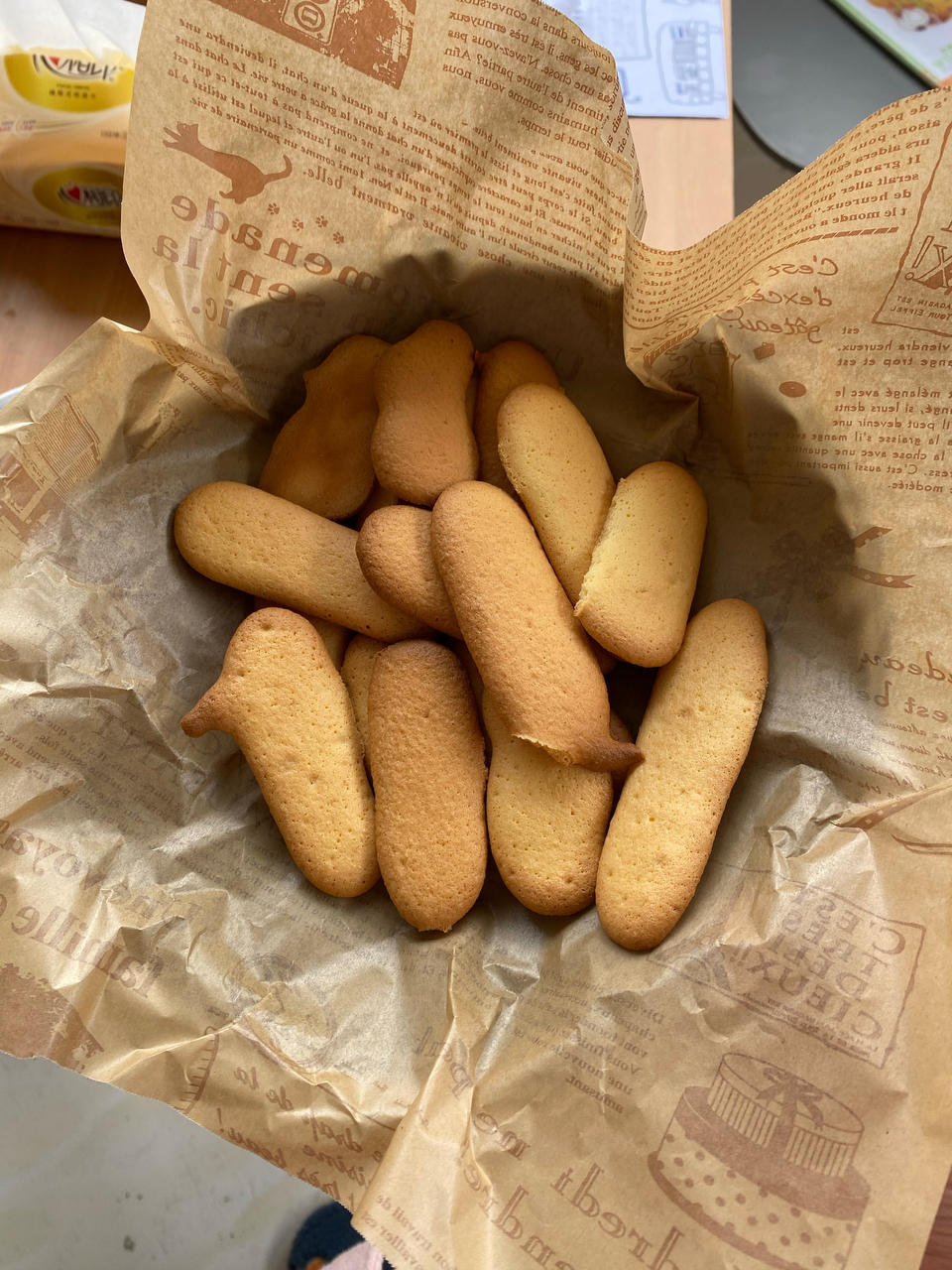 手指饼干/分蛋海绵手法详解/「海绵及其衍生」烘焙视频蛋糕篇4