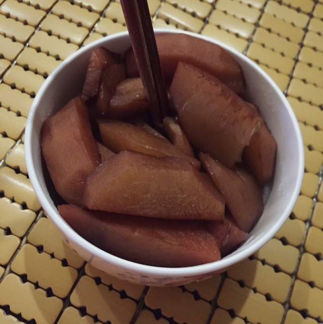 法式红酒炖桃子