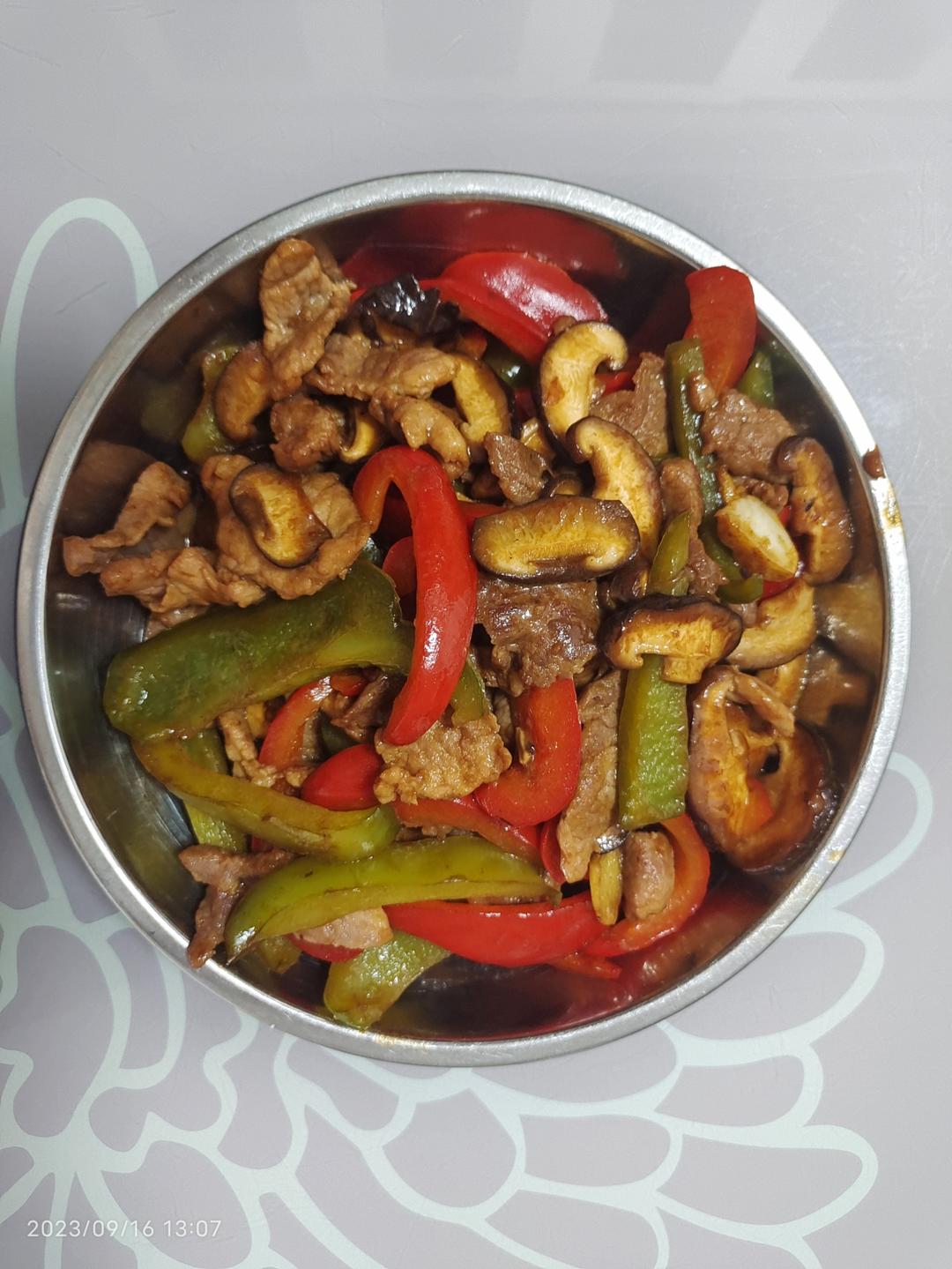 香菇炒肉｜贼香