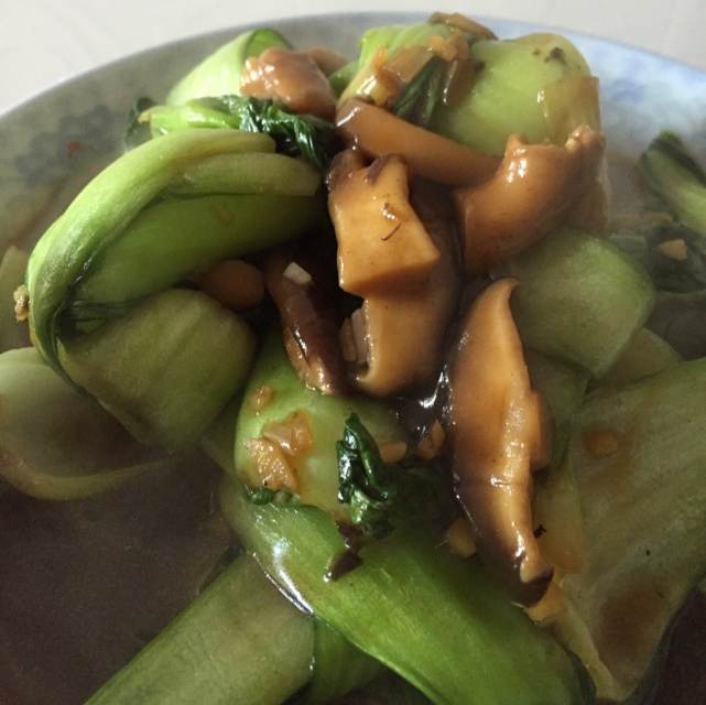浇汁香菇油菜