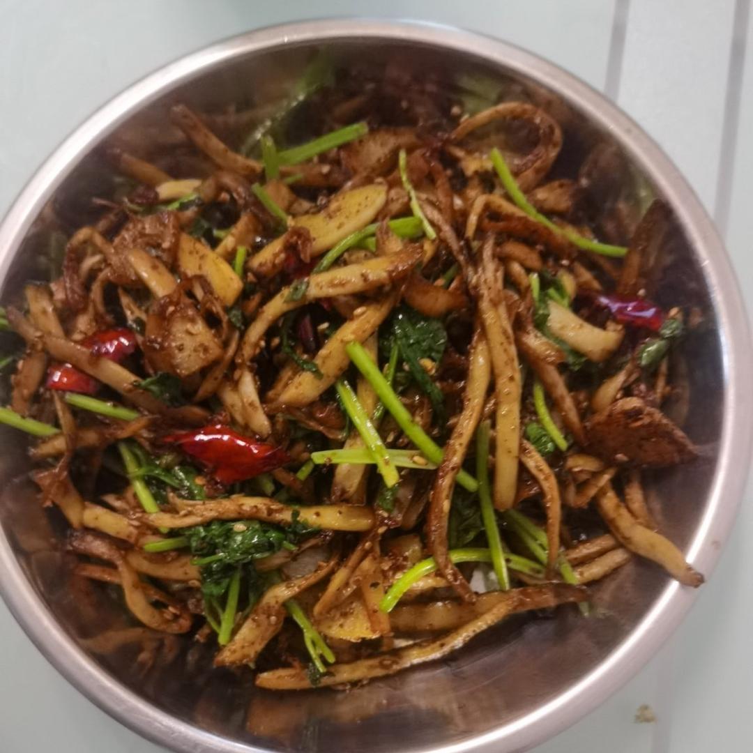 香辣有嚼劲❗️超下饭的干煸杏鲍菇