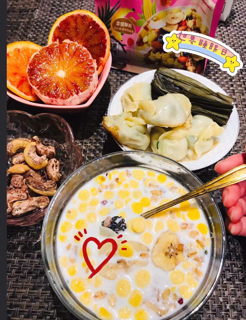 牛奶麦片水果粥