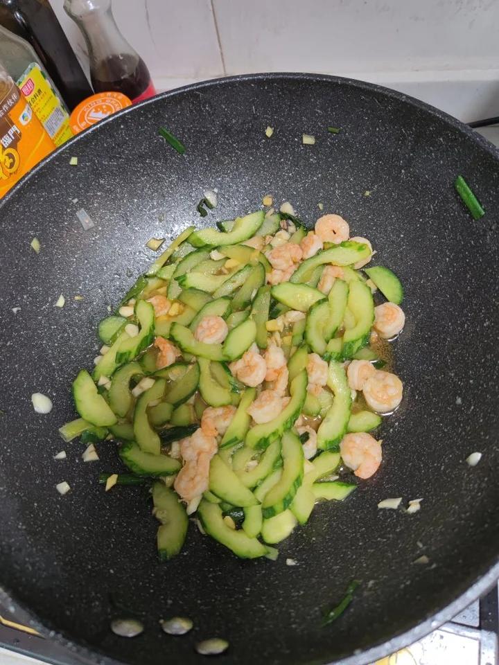 虾仁炒青瓜