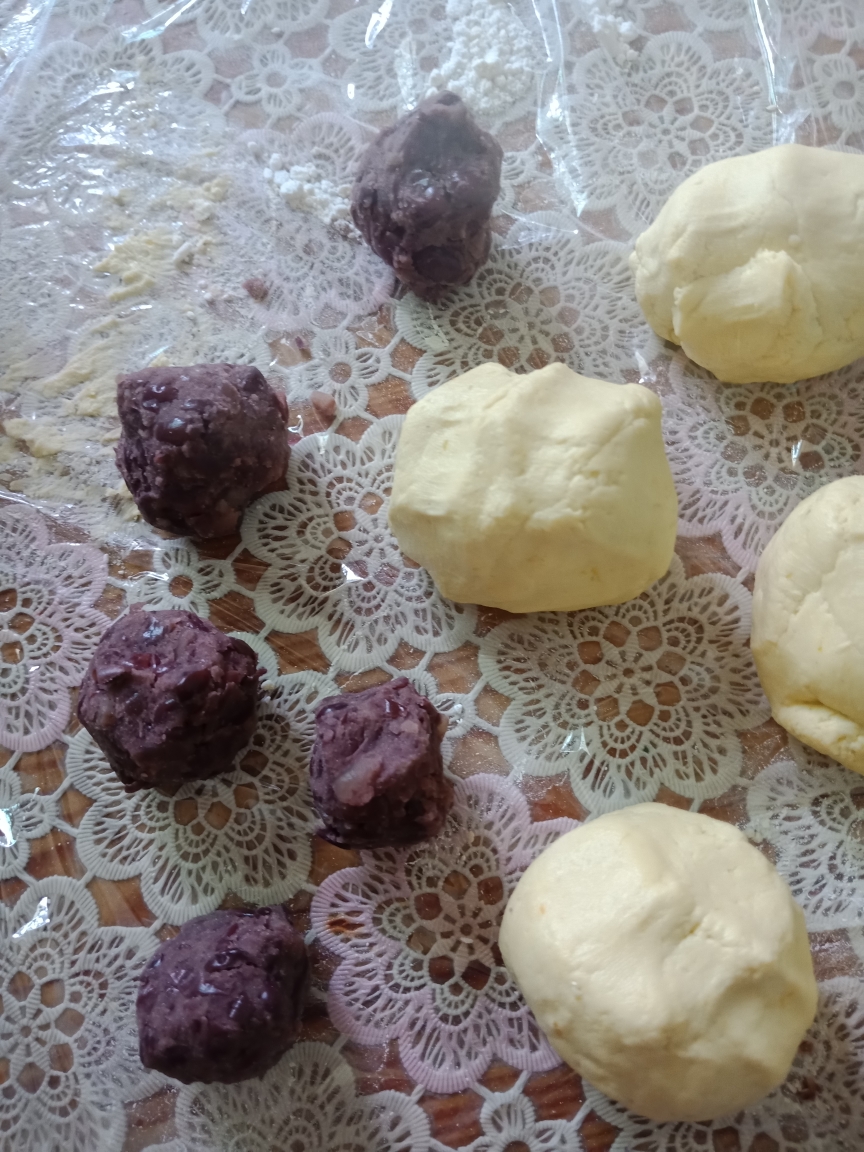 免发酵的南瓜糯米红豆沙的做法 步骤4