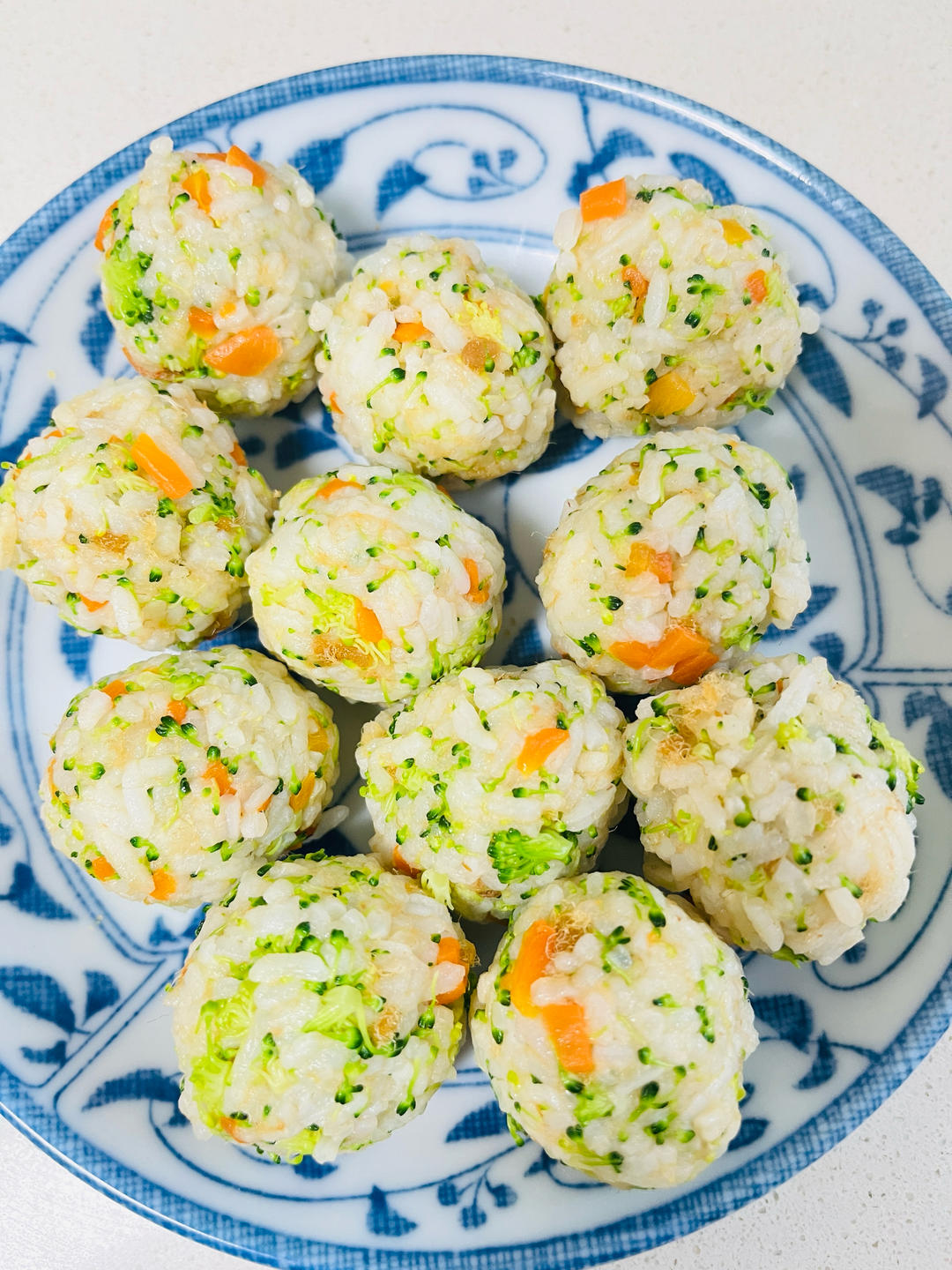 大朋友小朋友都爱吃的海苔饭团