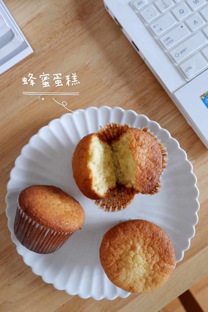 无水蜂蜜蛋糕 | 皮脆脆的更好吃