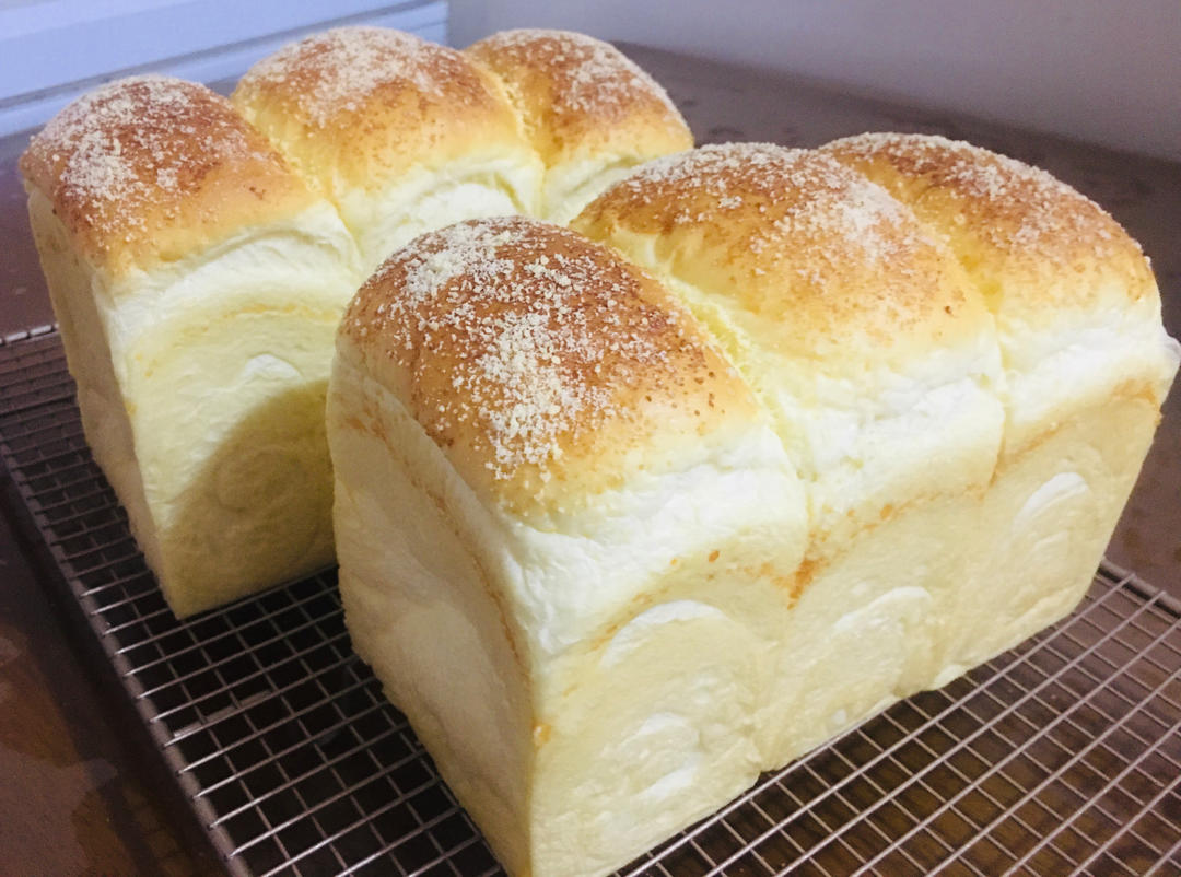 私房爆款 超越经典丨软软浓浓蛋奶吐司