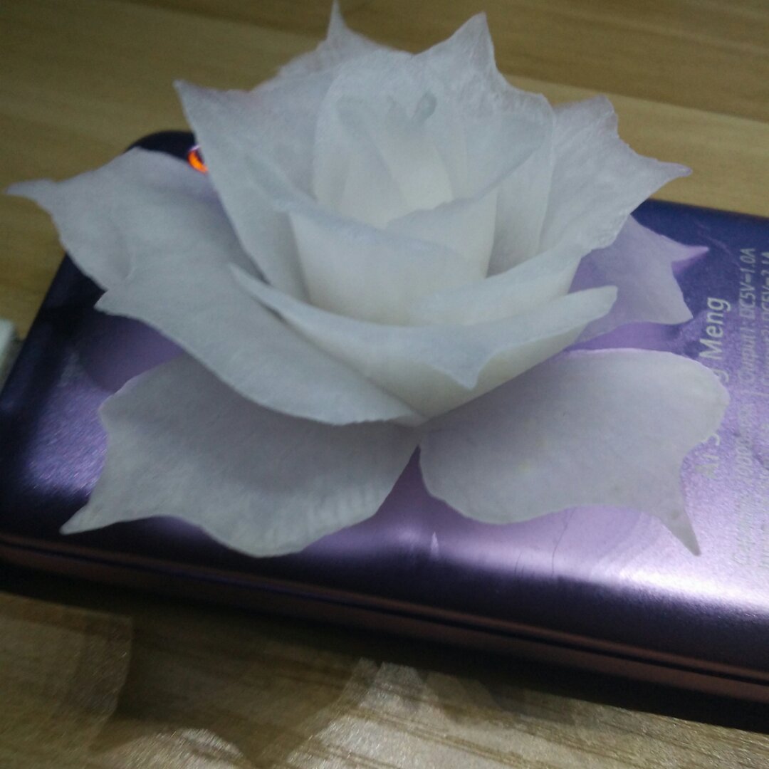 雕刻萝卜花让你的菜肴锦上添花