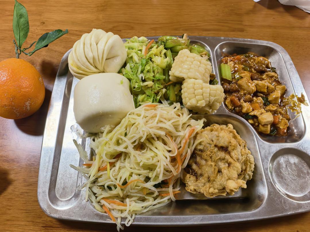 午餐•2025年12月15日