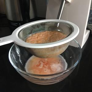石榴火龙果拌酸奶的做法 步骤5