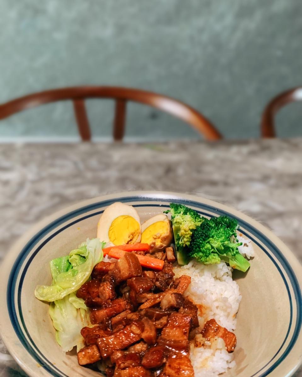 好吃到停不下来的卤肉饭