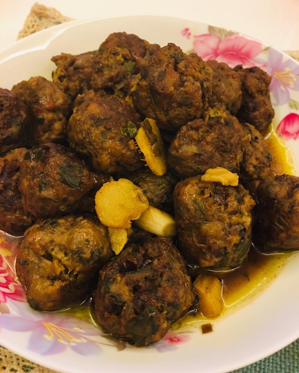 炸牛肉丸子
