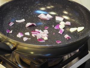 花椰菜浓汤的做法 步骤1
