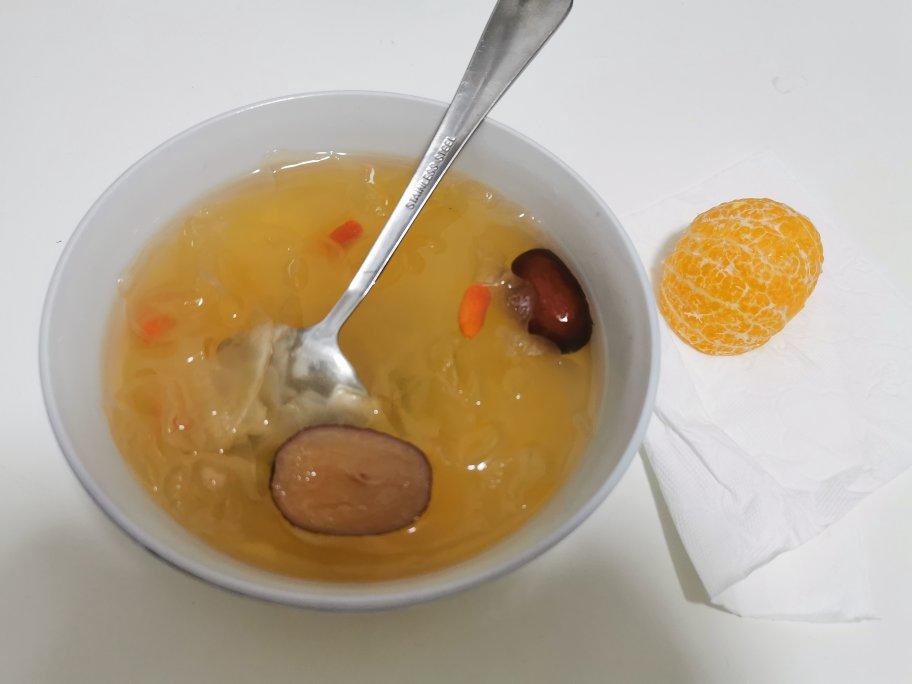 红枣银耳汤