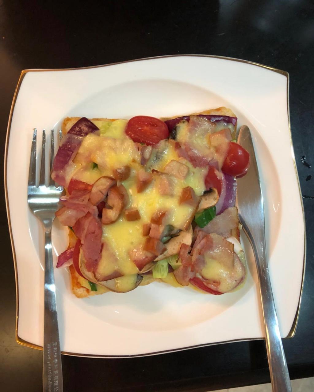 吐司培根小批萨