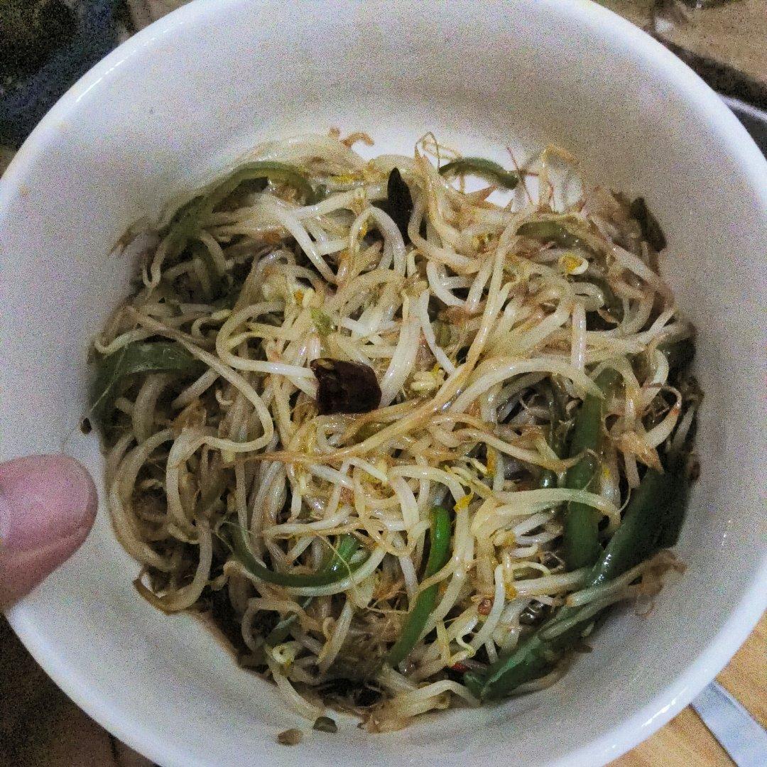 爆炒绿豆芽