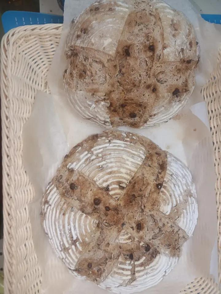 杂粮粥乡村面包