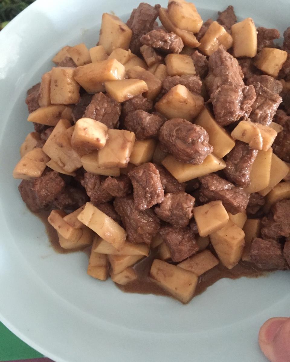 黑椒杏鲍菇牛肉粒