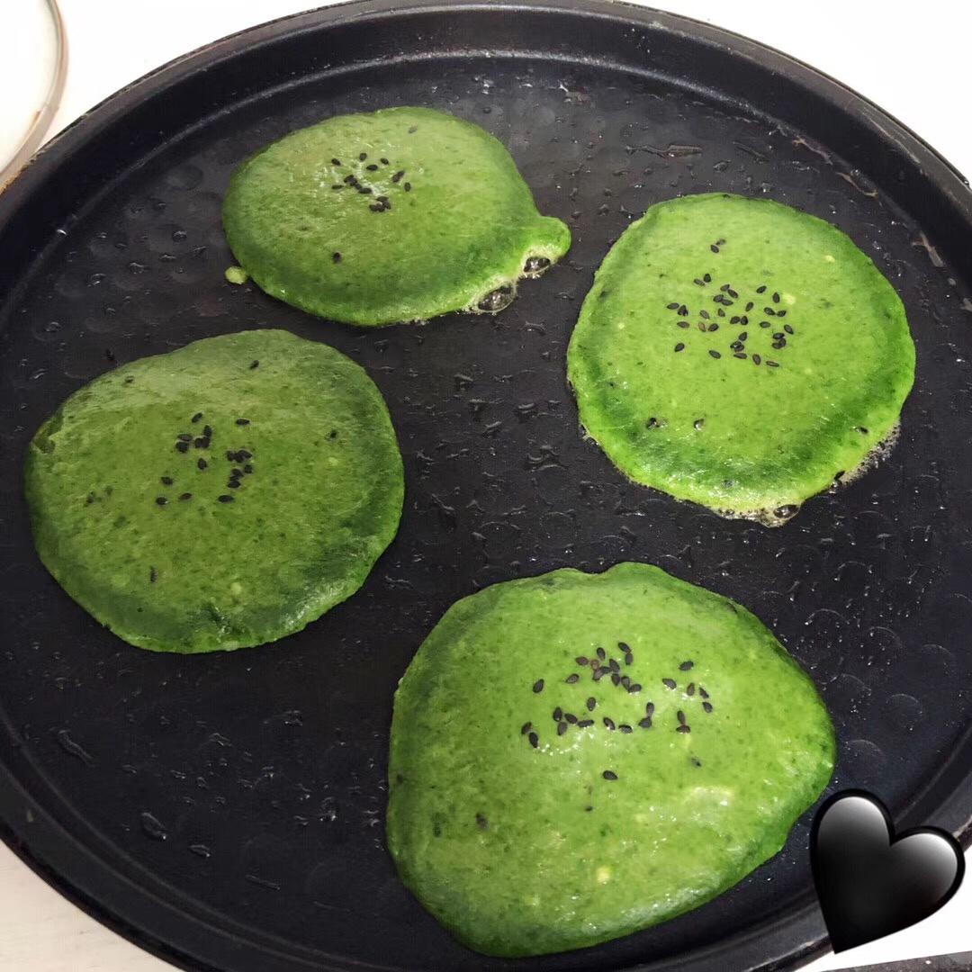 菠菜蛋饼  宝宝健康食谱