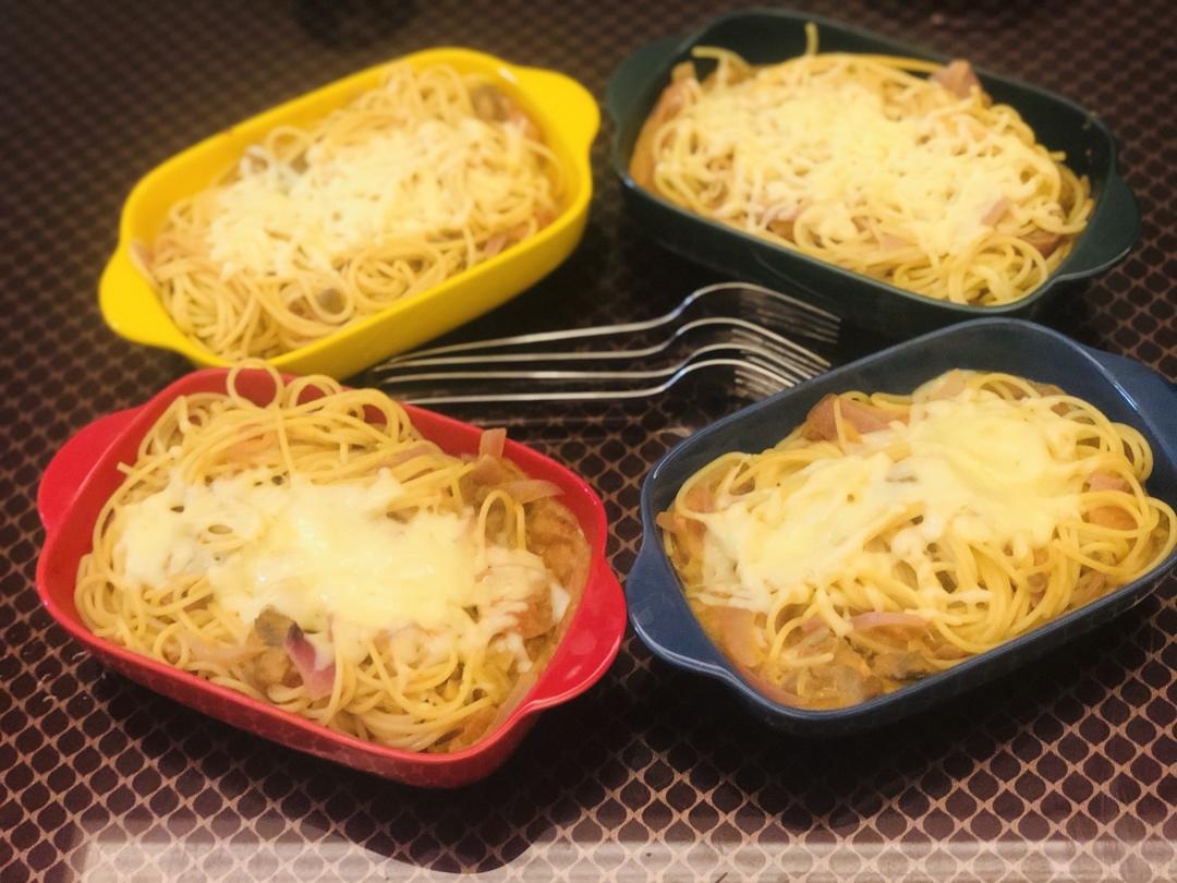 芝士焗番茄肉酱意大利面