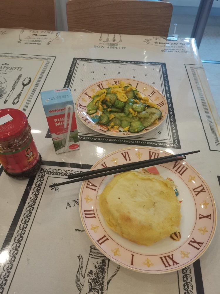 黄瓜炒鸡蛋
