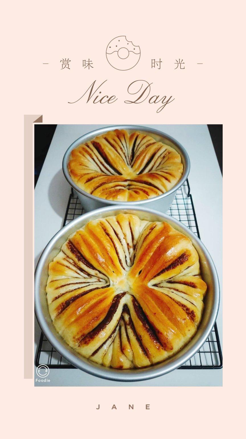豆沙花式面包