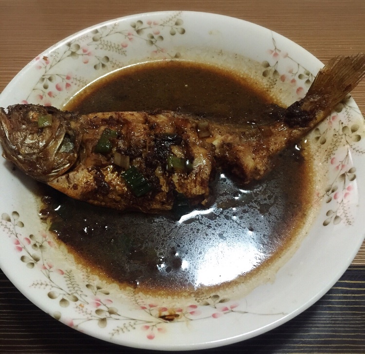 红烧黄鱼—鱼皮不破的小窍门