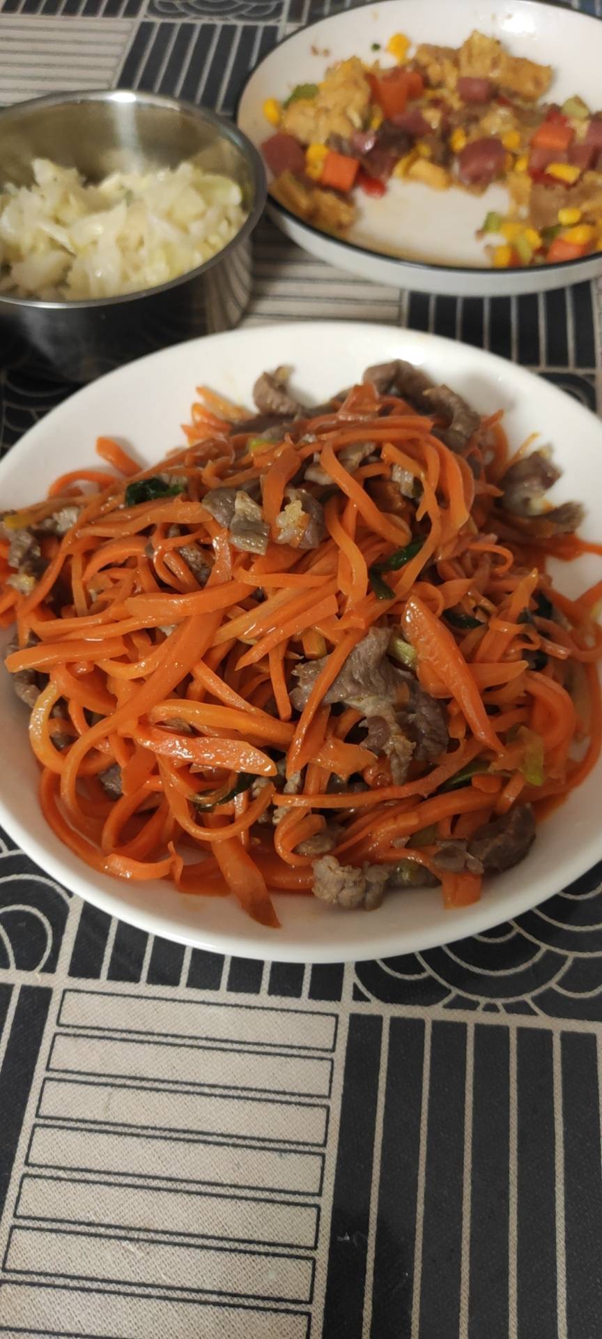 营养美味胡萝卜丝炒牛肉