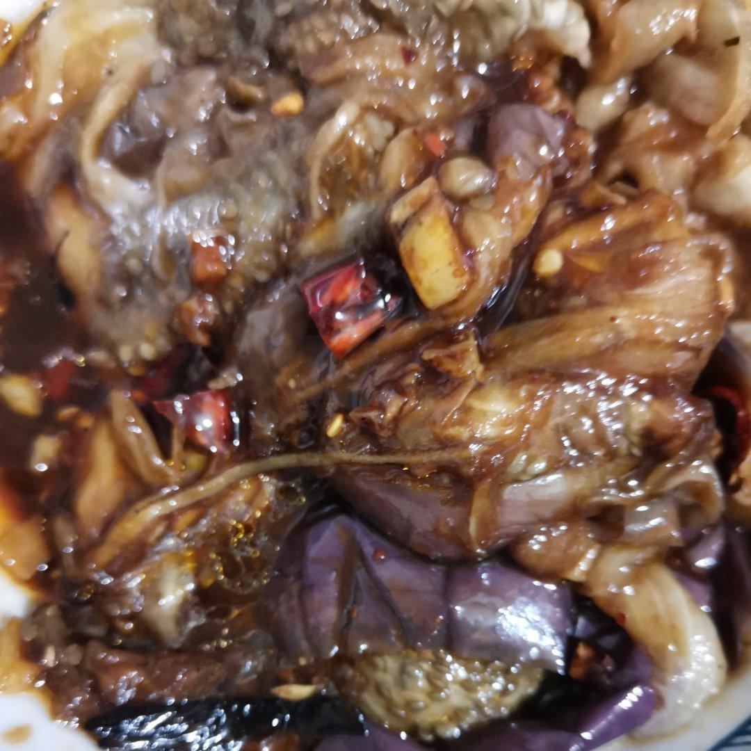 蒜泥拌蒸茄条