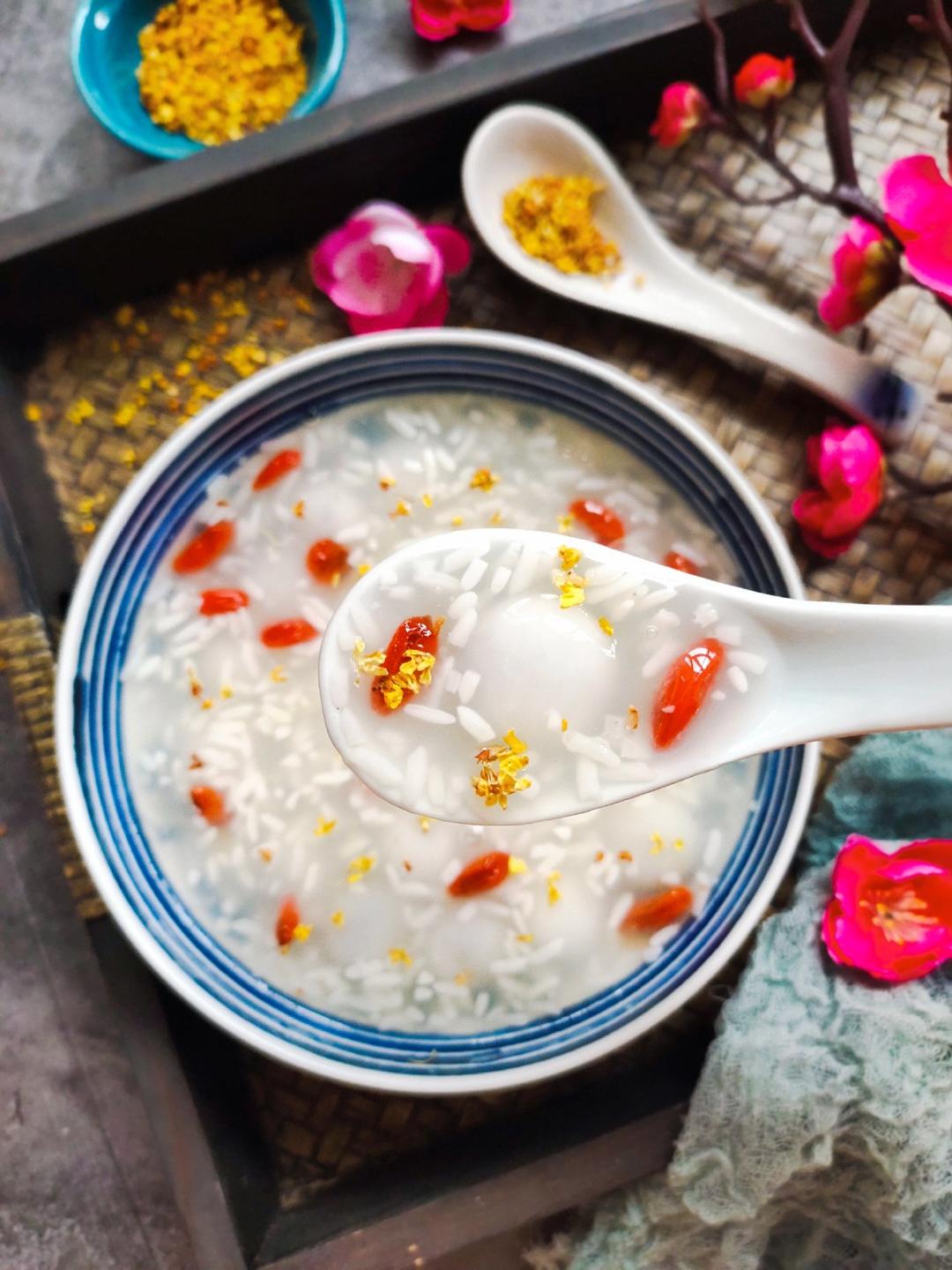 不负筱食光做的桂花酒酿丸子