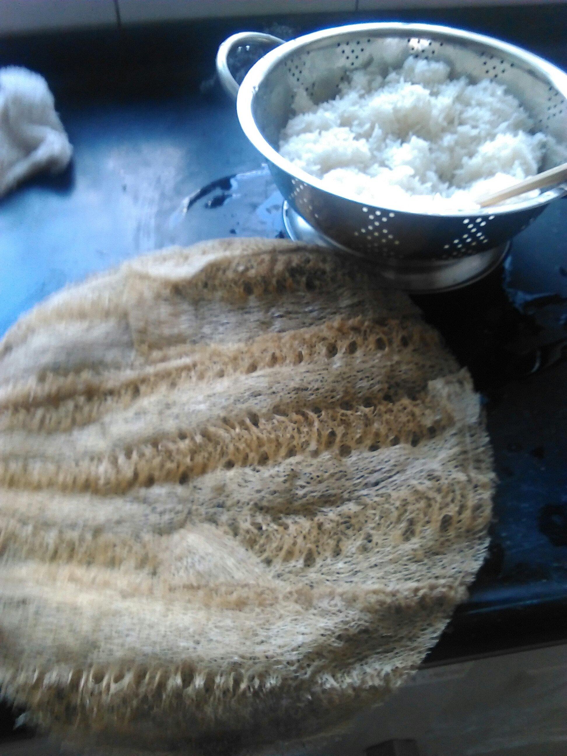 蒸糯米饭垫布改进方法的做法