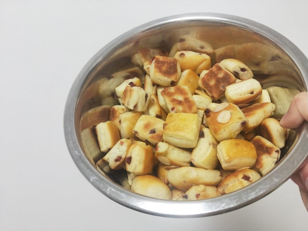 蔓越莓优格小面包块