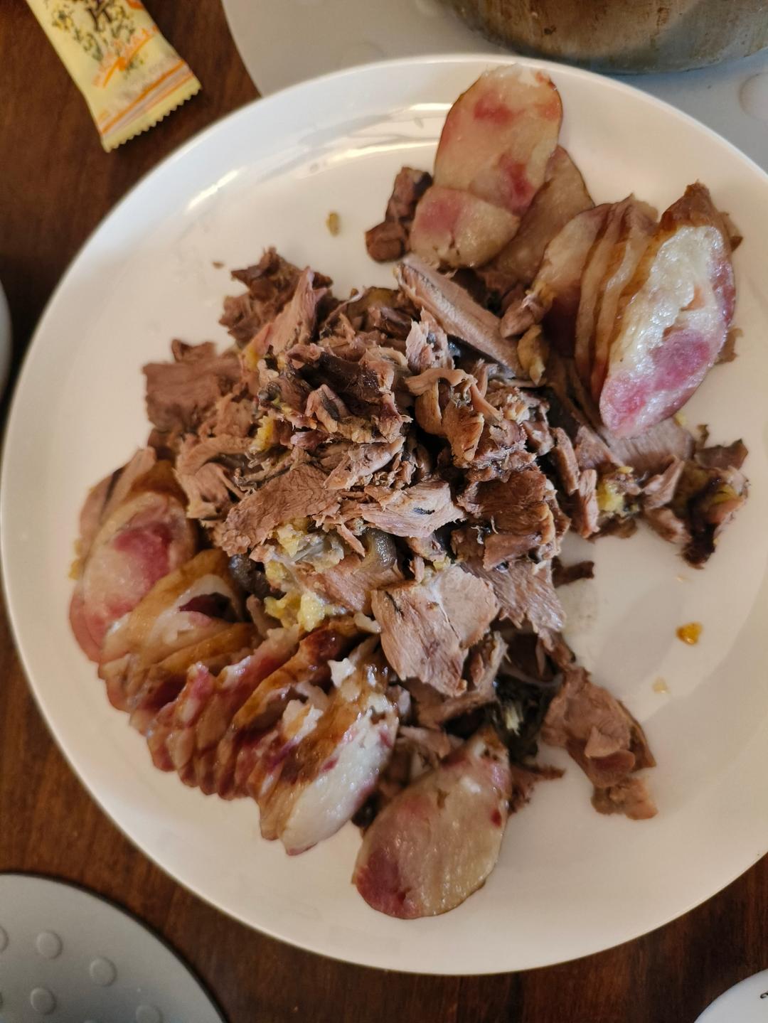 手撕凉拌鸡腿肉