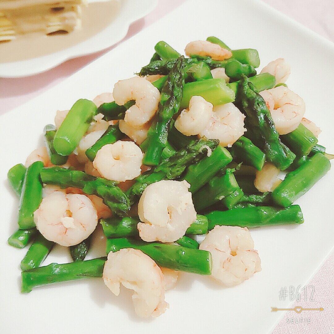 清炒芦笋虾仁