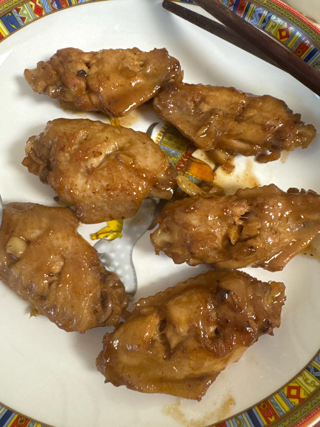 妈妈家的味道，吃了停不下来的红烧鸡翅