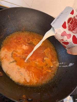 番茄汤底麻辣烫的做法 步骤4