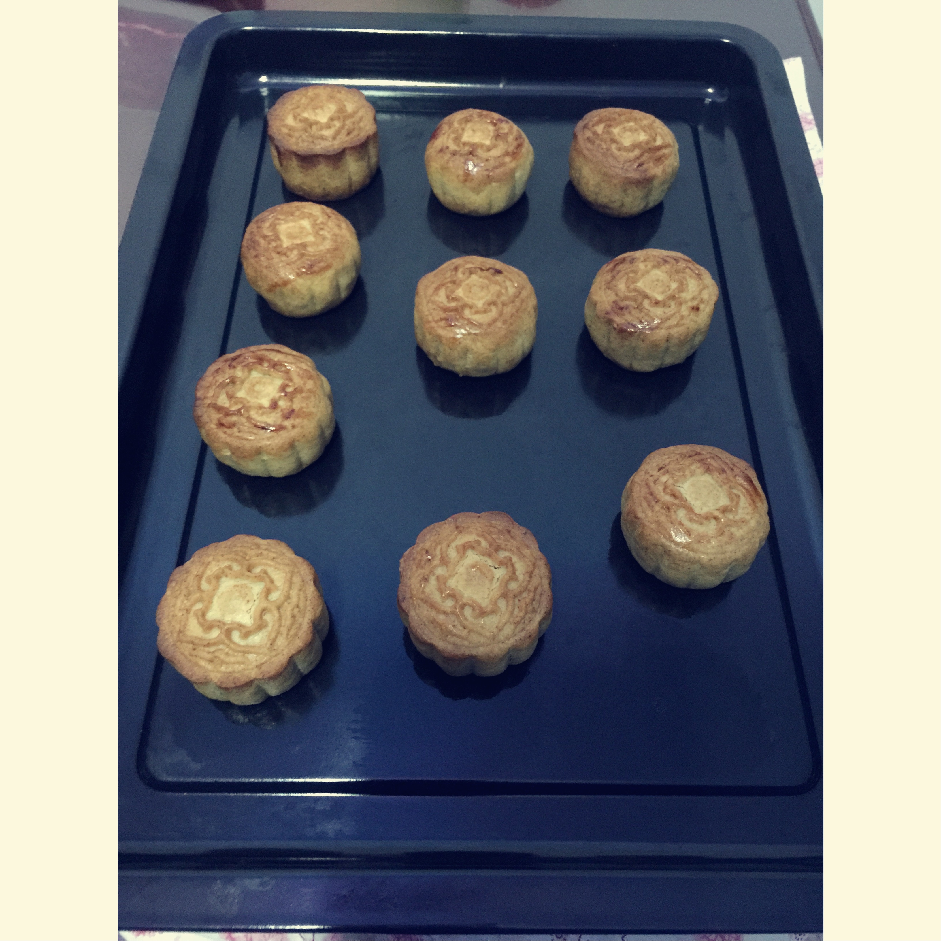 广式月饼——蛋黄莲蓉月饼