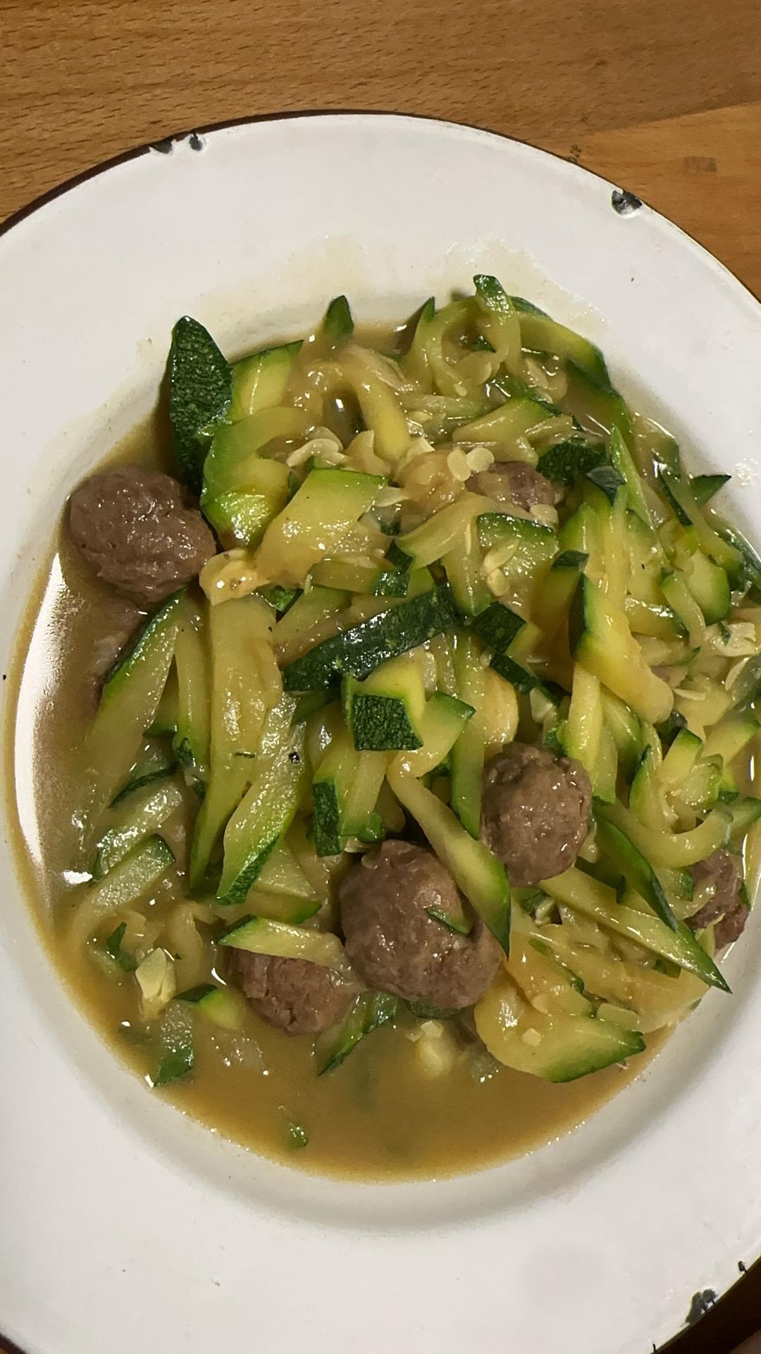 清炒西葫芦，五分钟快手菜